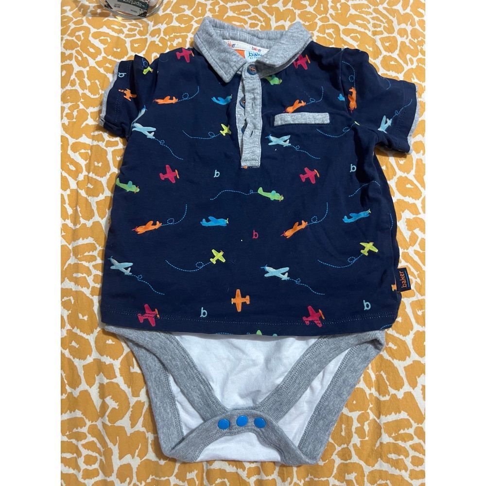 Ted‎ baker infant onesie
